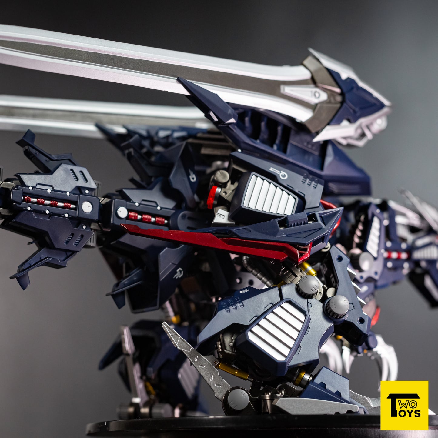 Zoids HMM Geno Ritter Customized from Twotoys