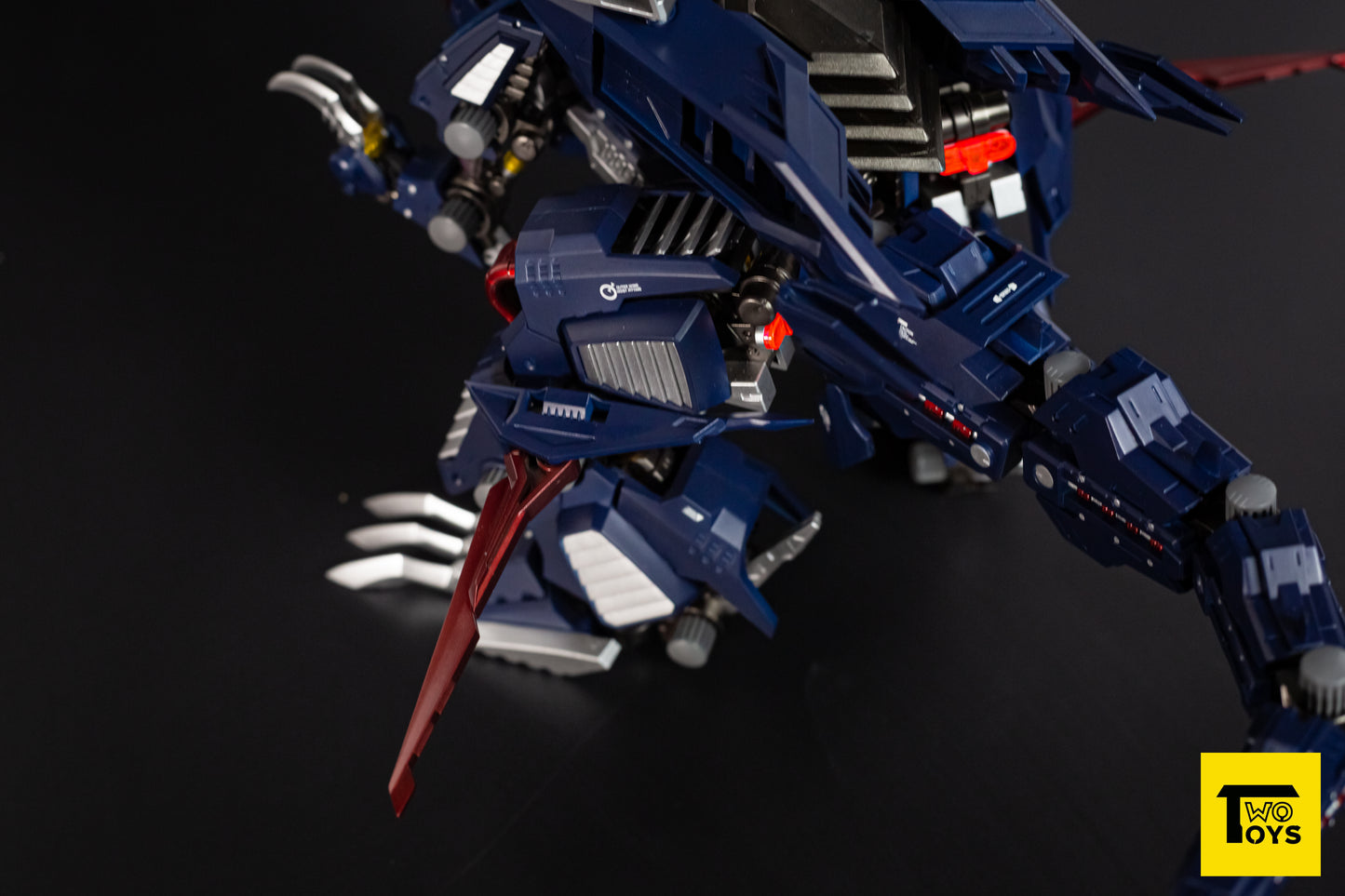 Zoids HMM Geno Ritter Customized from Twotoys