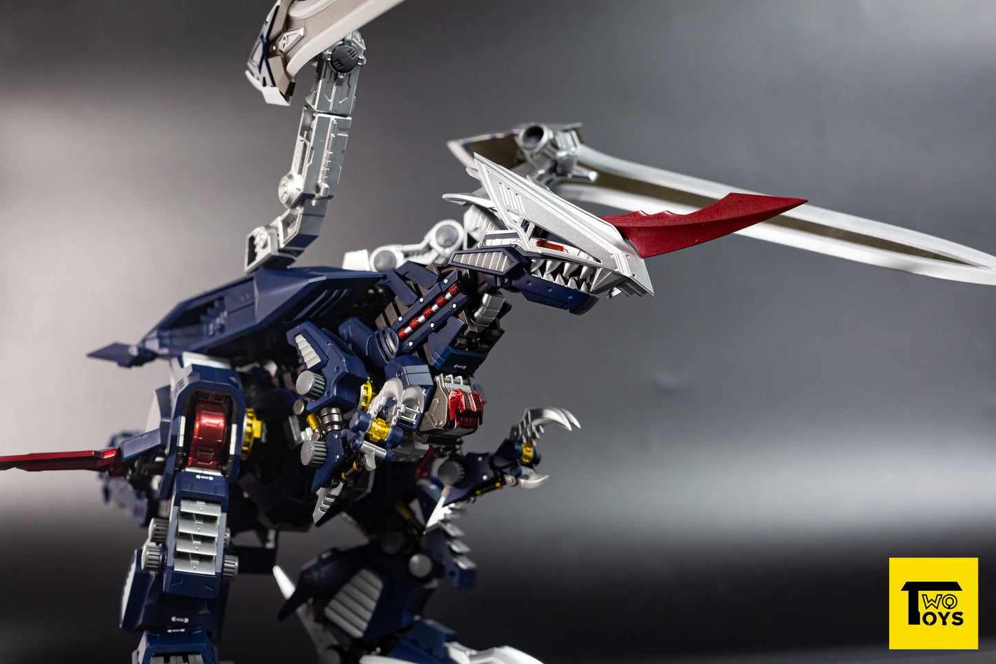 Zoids HMM Geno Ritter Customized from Twotoys