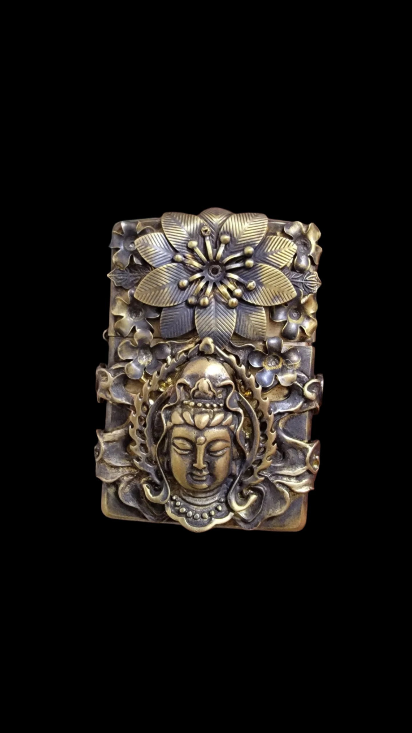 Handcrafted Lighter Shell Budda