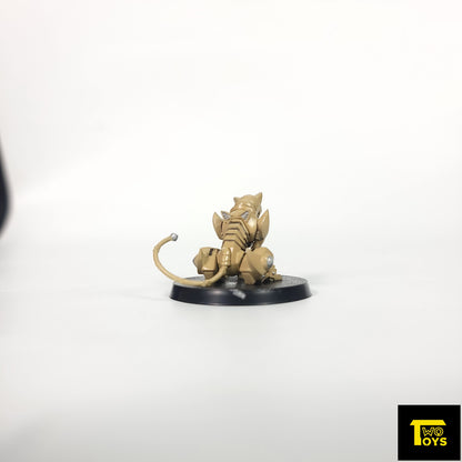 Organoids Pulse - Seated Pose (Resin Painted)