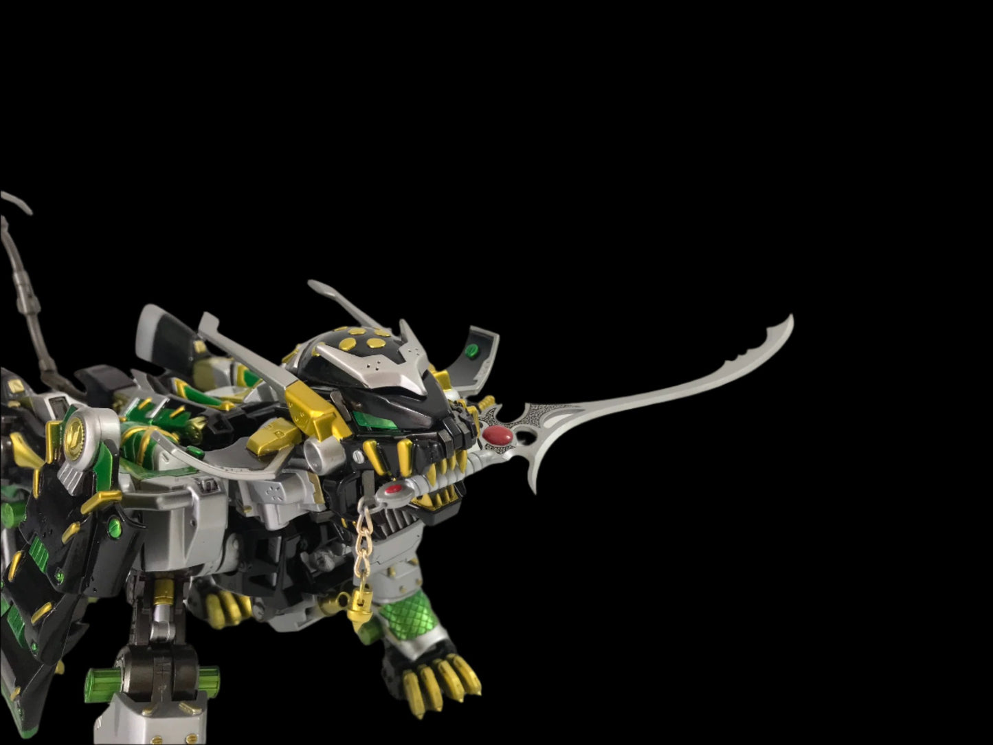 Zoids Liger Zero Crossover with Green Ranger