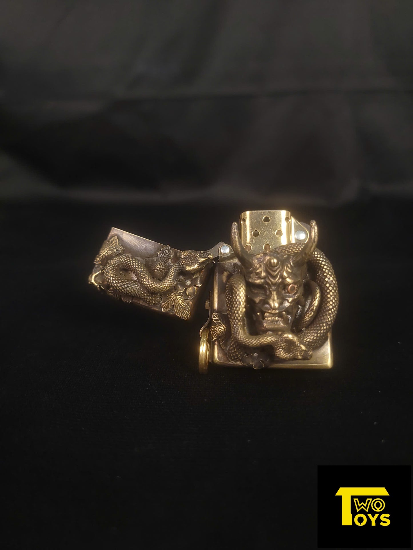 Zippo Lighter - Customized - Japanese Omni - LongHorn With Snake - Twotoys